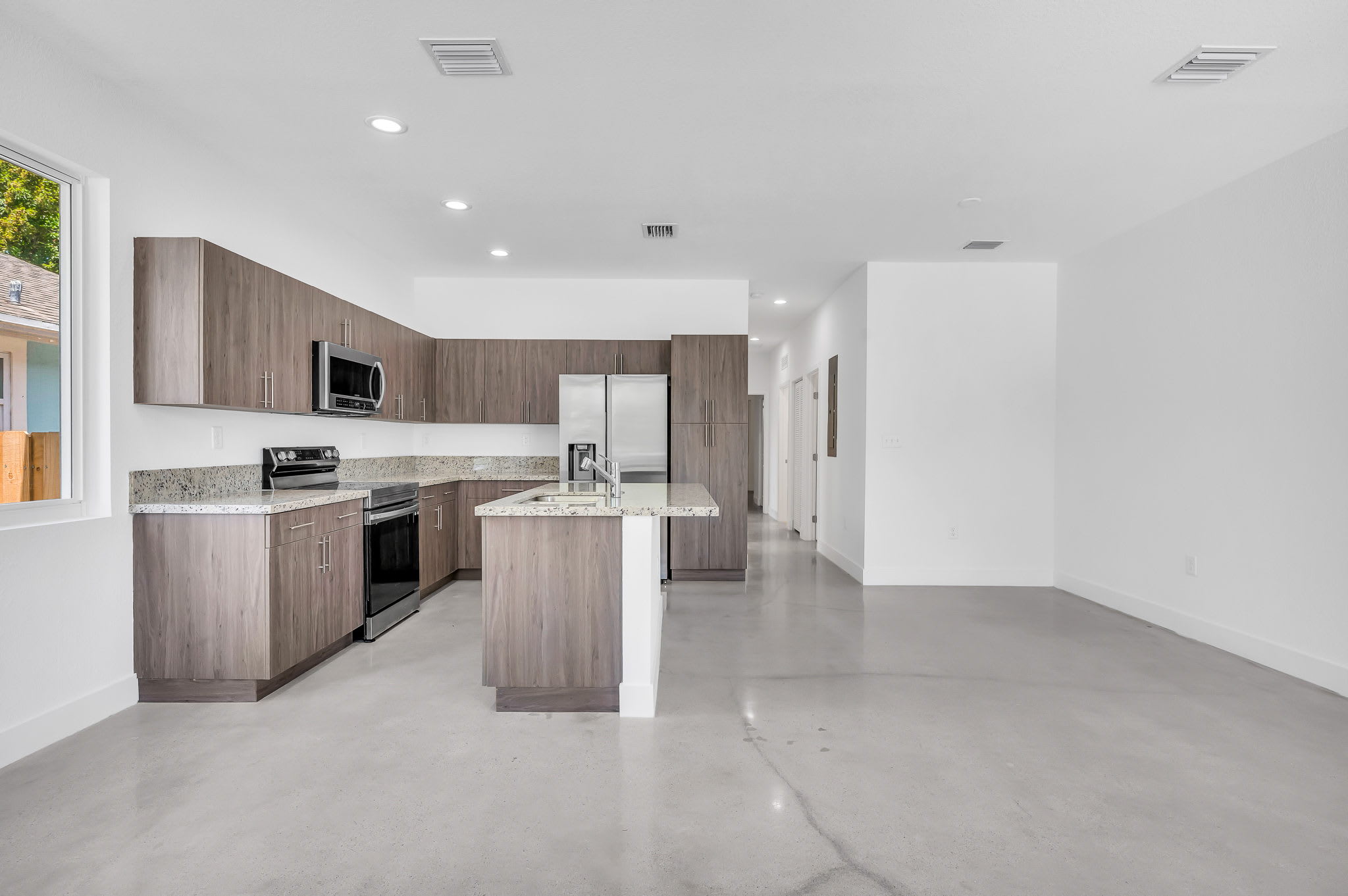 616 Nw 15th Ave – photo 4
