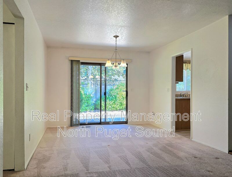 9033 244th St SW – photo 4