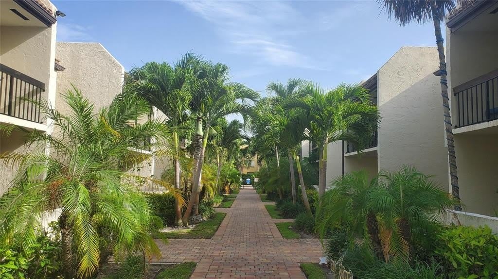 721 SE 1ST Way – photo 1