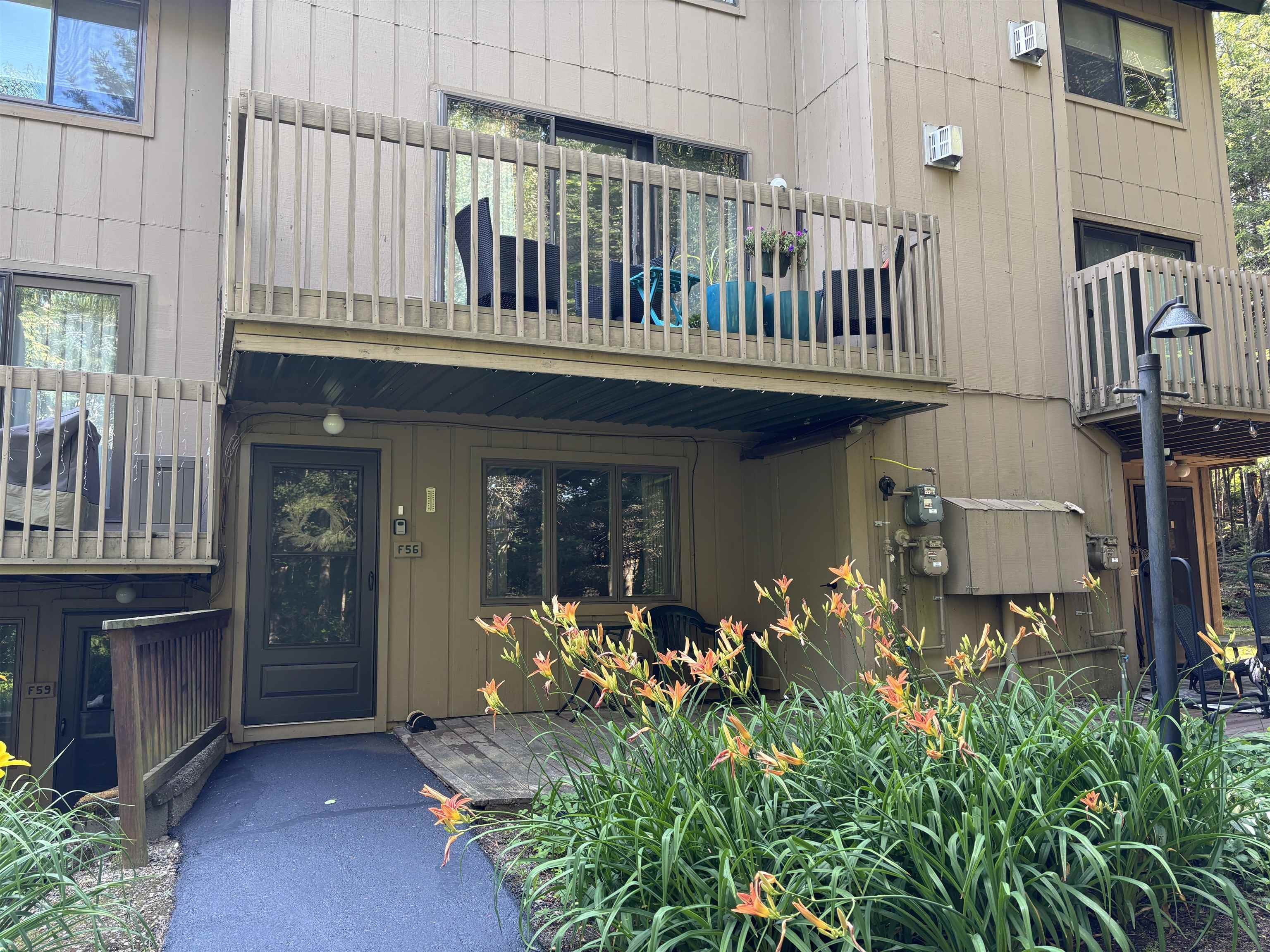 18 Windsor Hill Way – photo 1