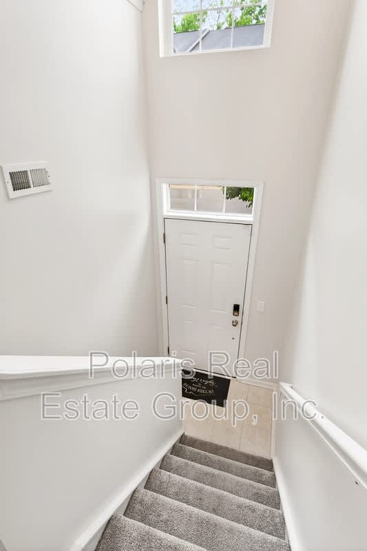 9439 Tanhurst Dr – photo 2