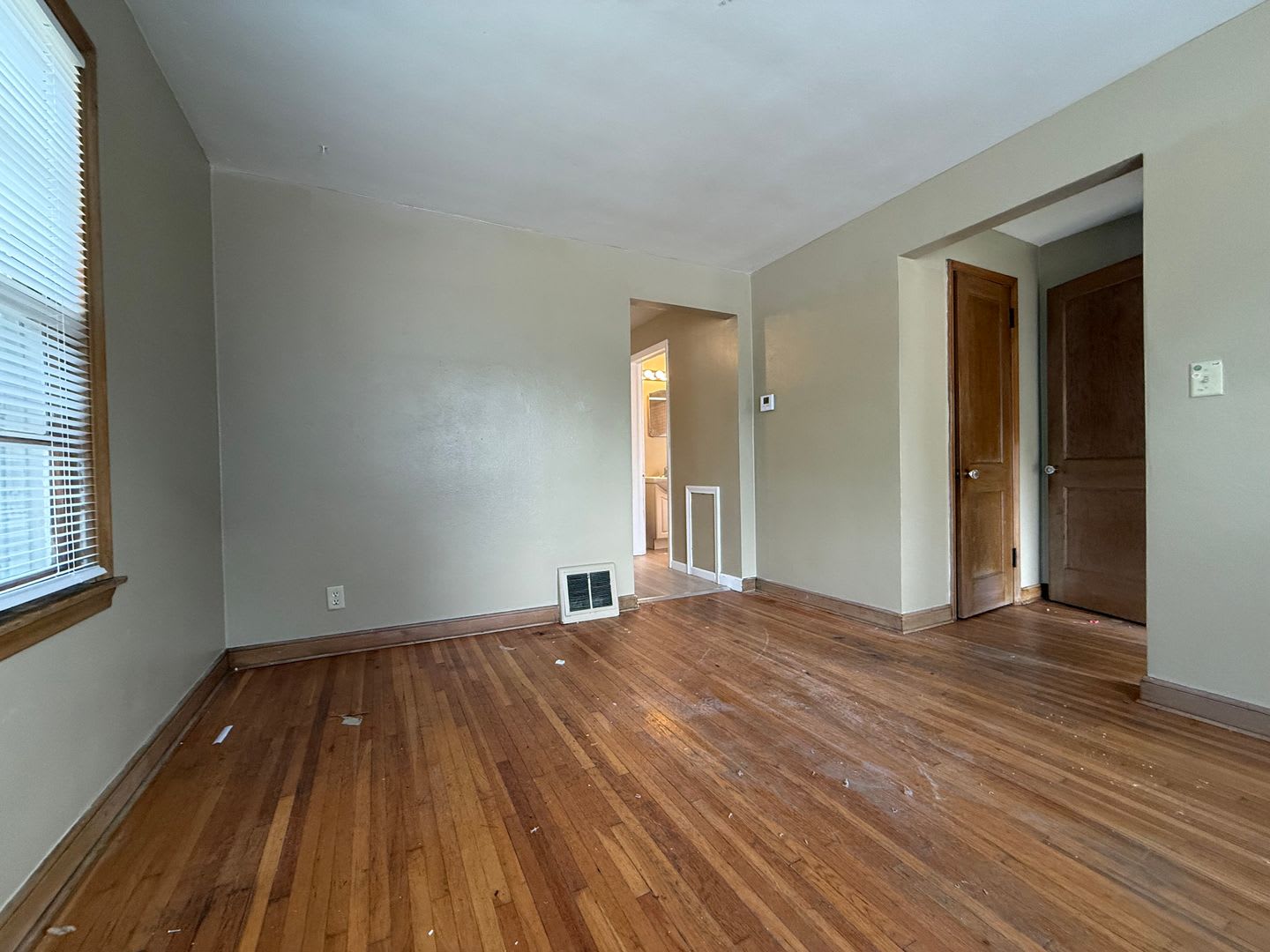 Great 2+ Bedroom Single Family Home off West 7th in St Paul – photo 5