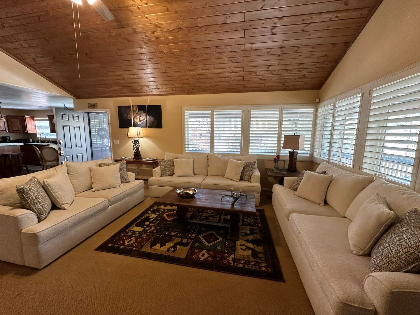 Gorgeous 3 Bed 2 5 Bath Cabin Style Home – photo 4