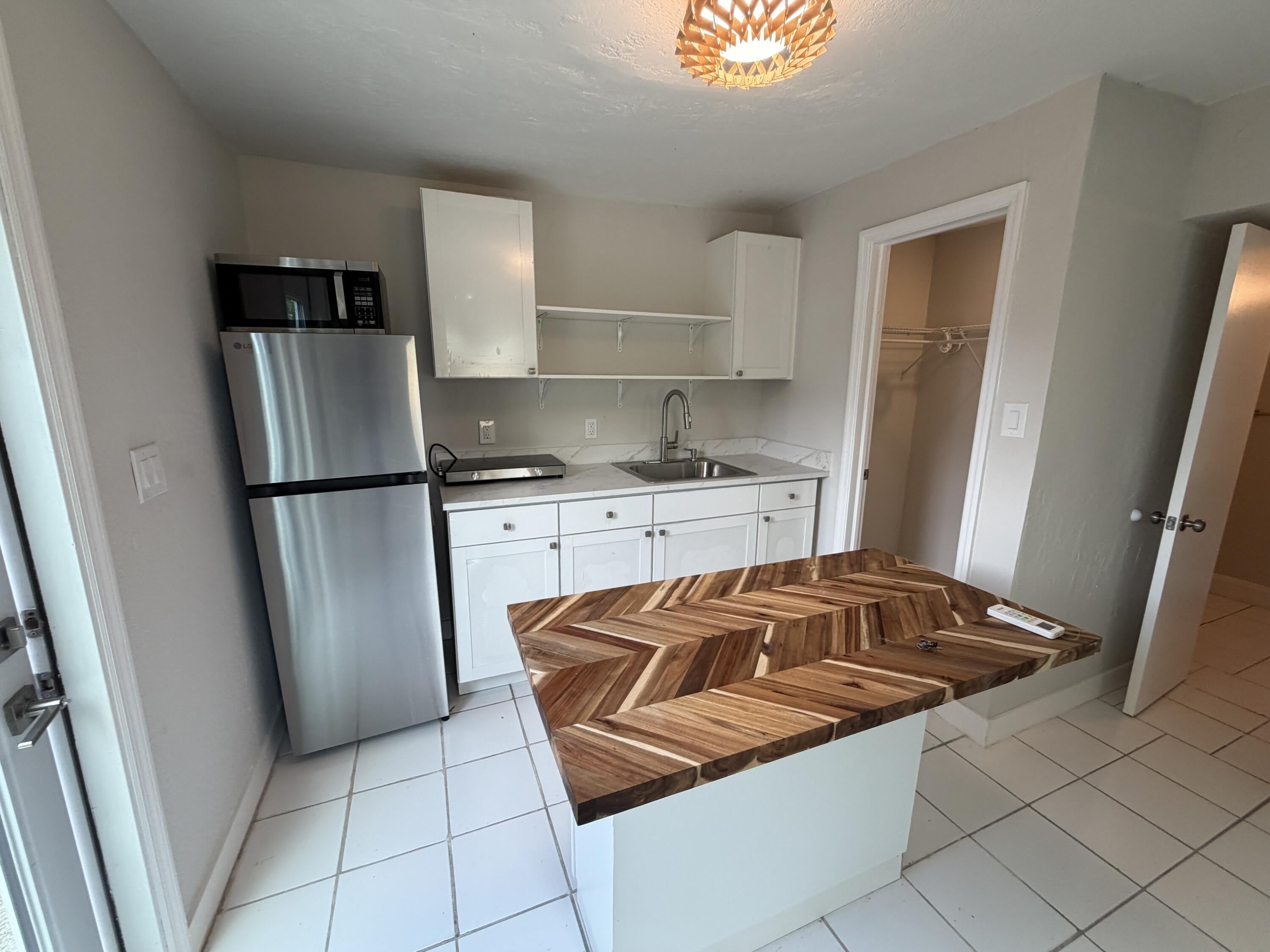 1508 NW 1st Avenue – photo 4