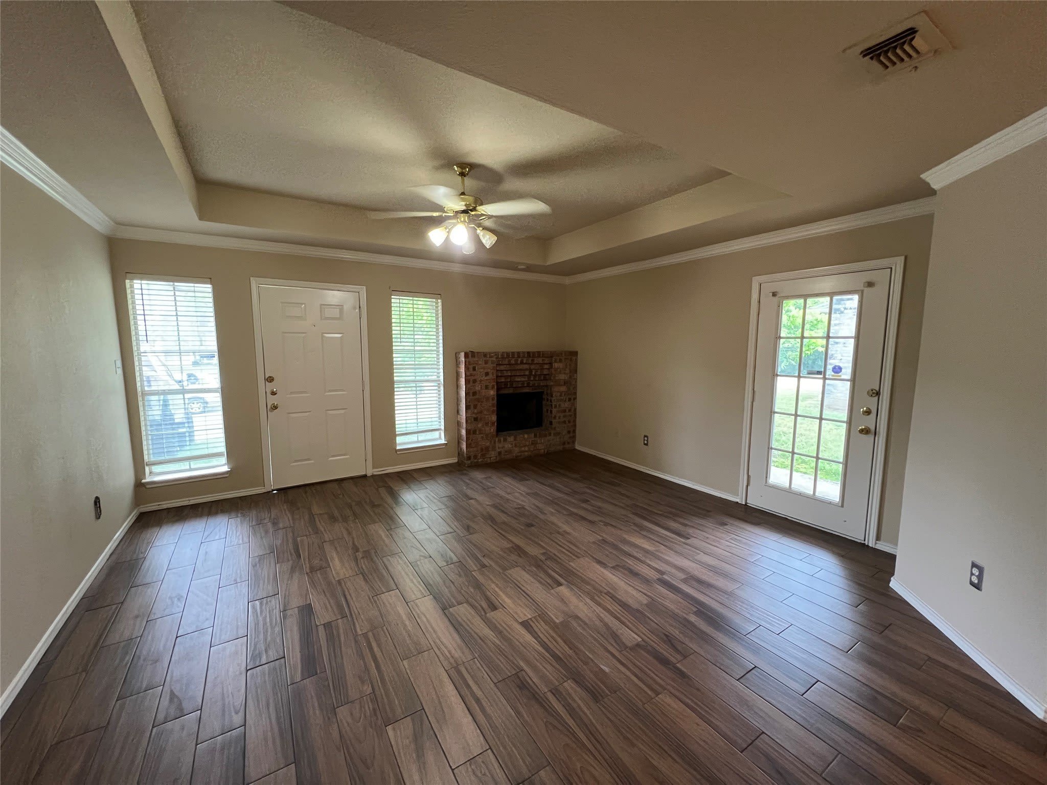 1811 Park Place – photo 2