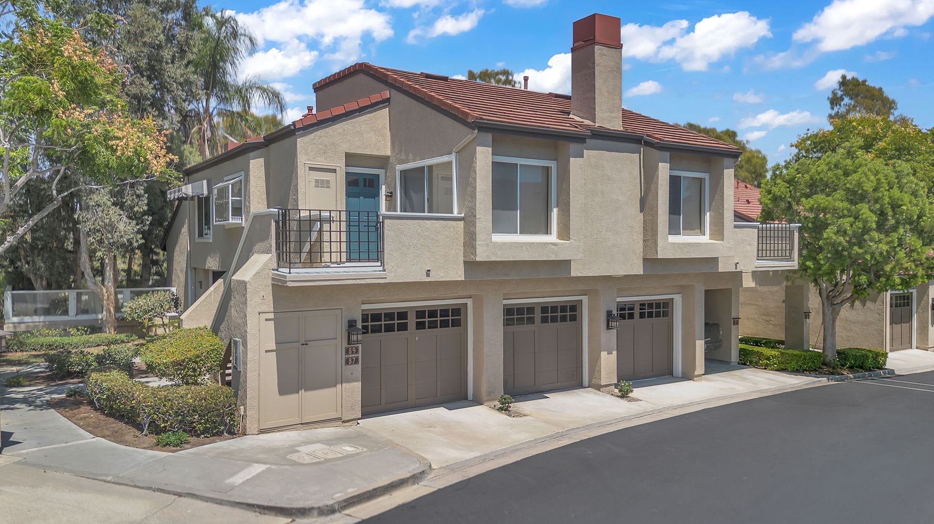 89 Stanford Ct – photo 1