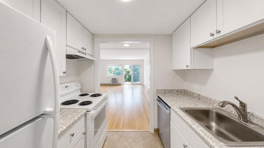 525 Highland Ave. – photo 5