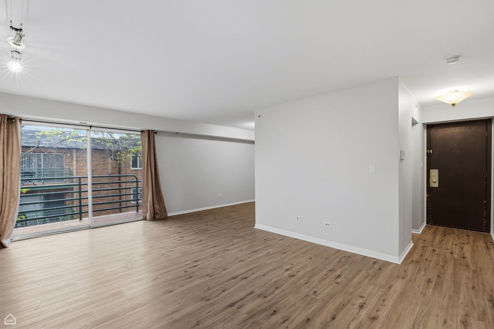 916 Casey Court – photo 2