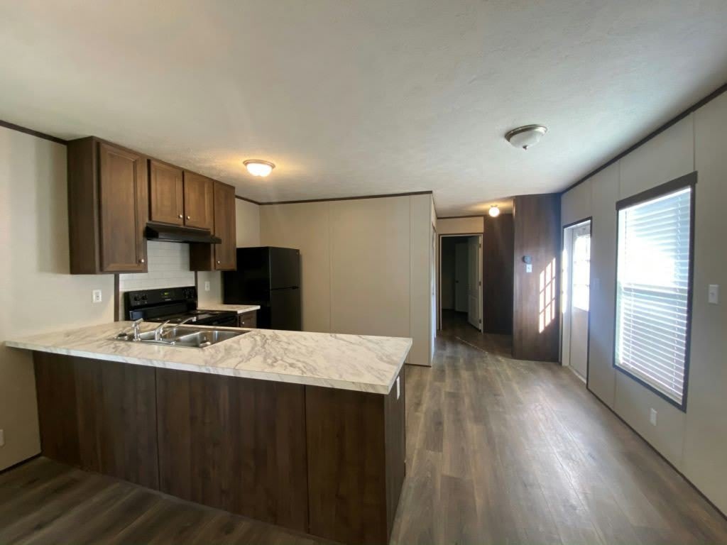 400 N Carson Road – photo 4