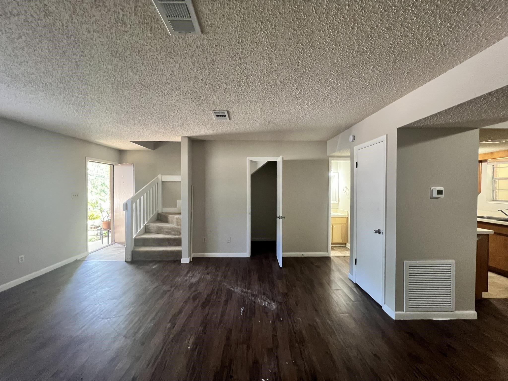 2406 Ramblewood Street – photo 4