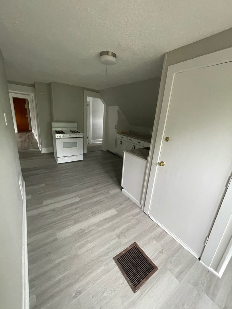 12 Harding – photo 3