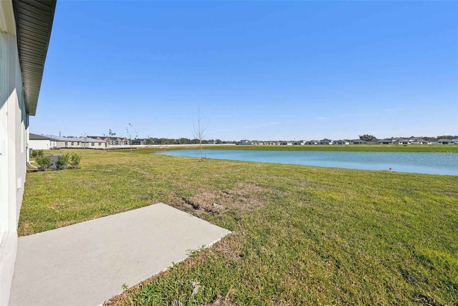 2106 ROSEWOOD Drive – photo 2