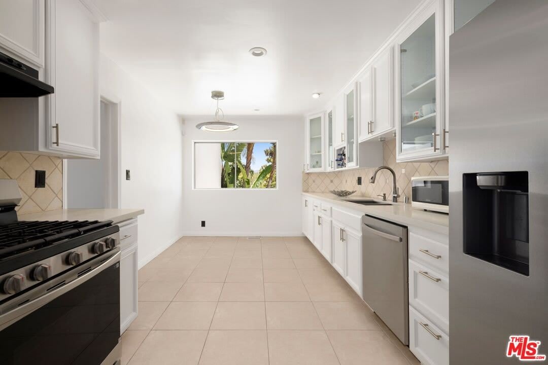9536 Cresta Dr – photo 5