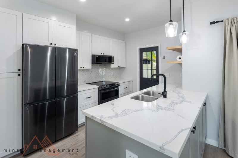 91-6590 Kapolei Parkway – photo 1