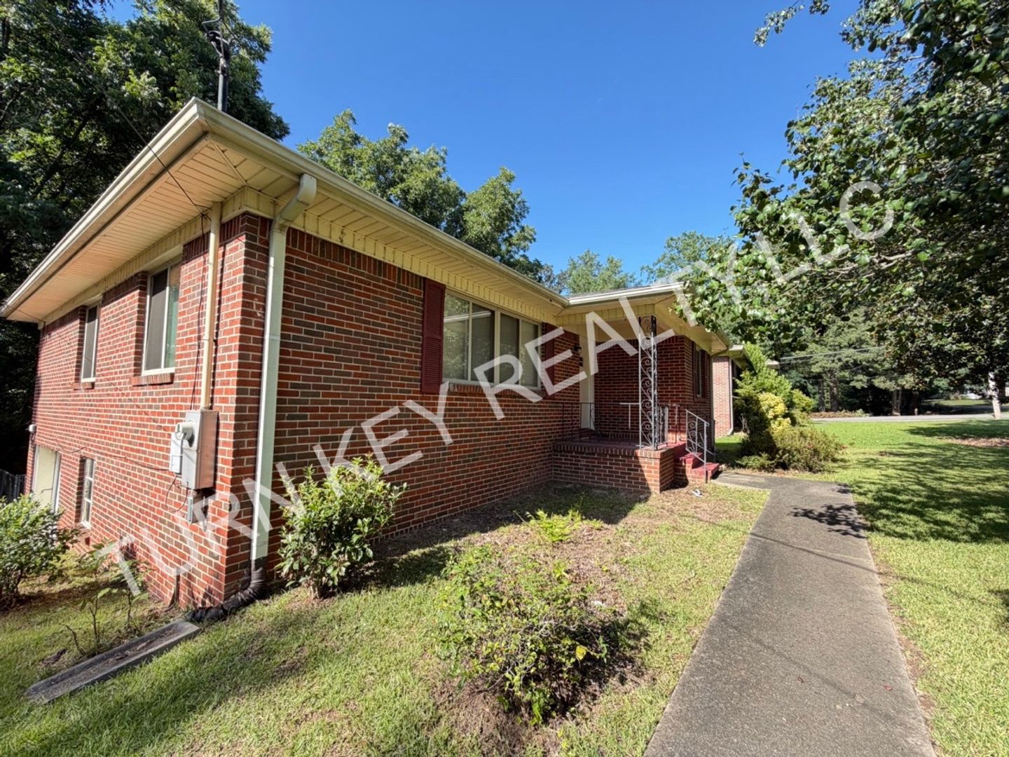 Home for Rent in Pleasant Grove – photo 2