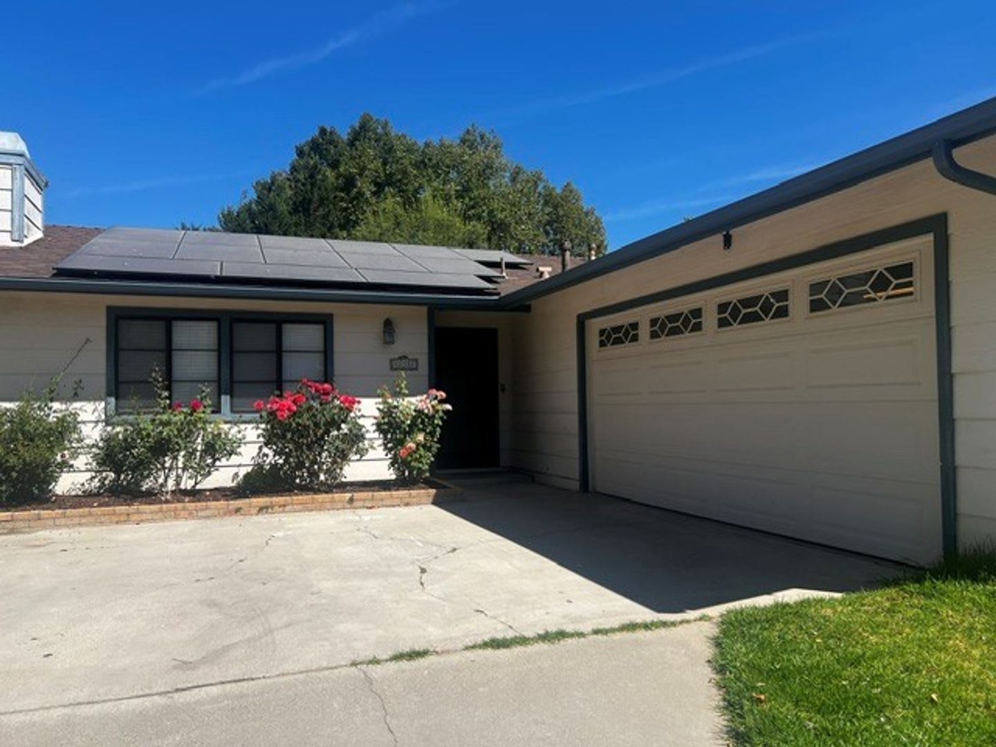 Beautifully Updated 3-Bedroom Home in Desirable Rancho de Maria – photo 2