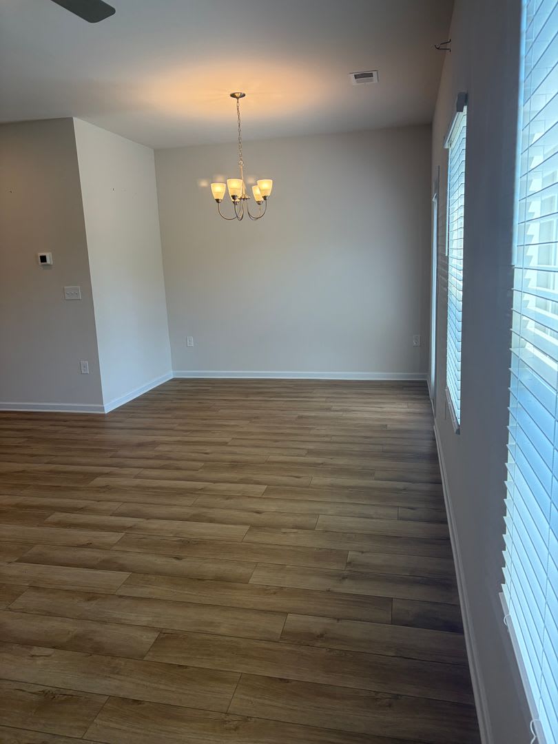 Beautiful Townhome – photo 4