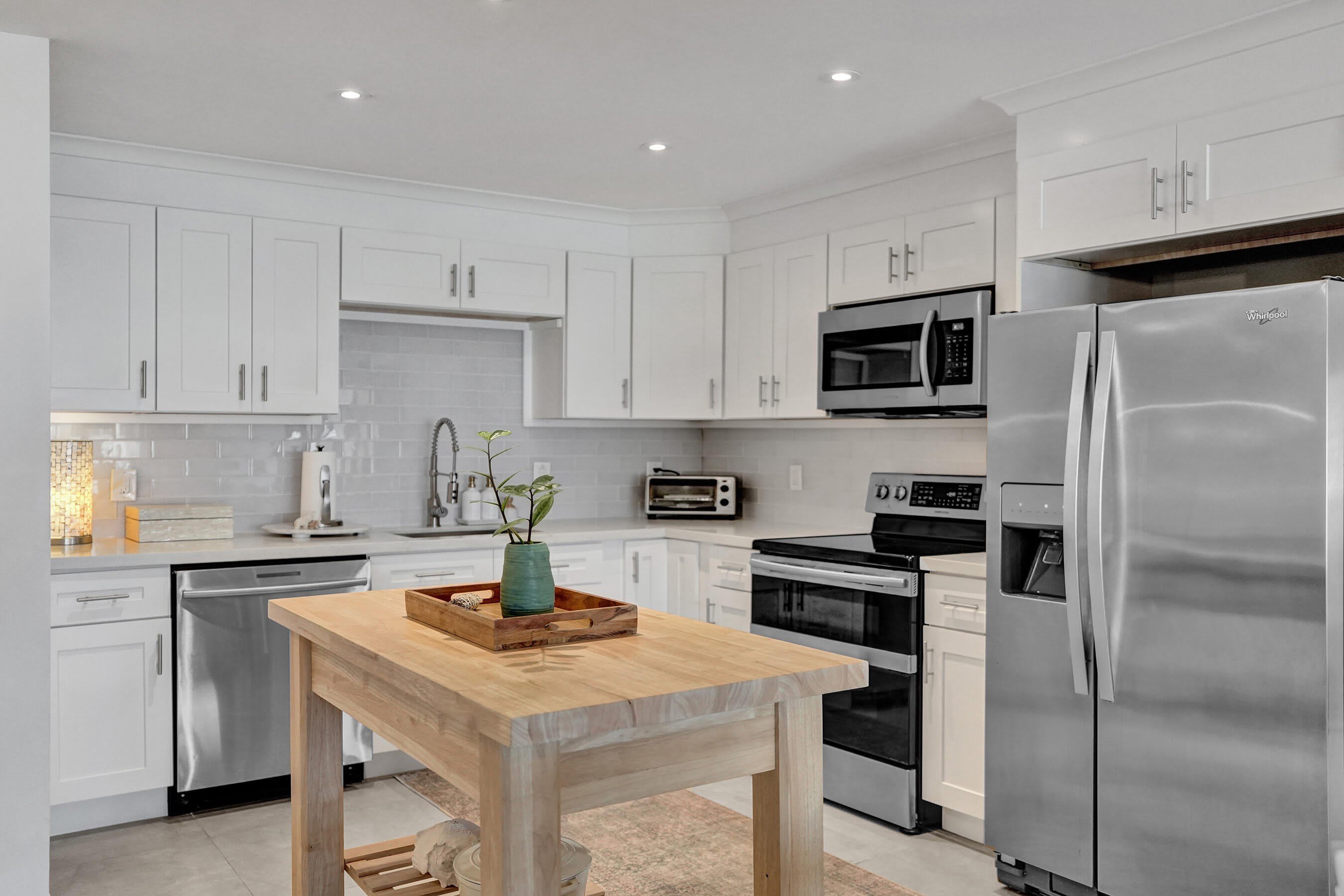 3209 NE 36TH Street – photo 5