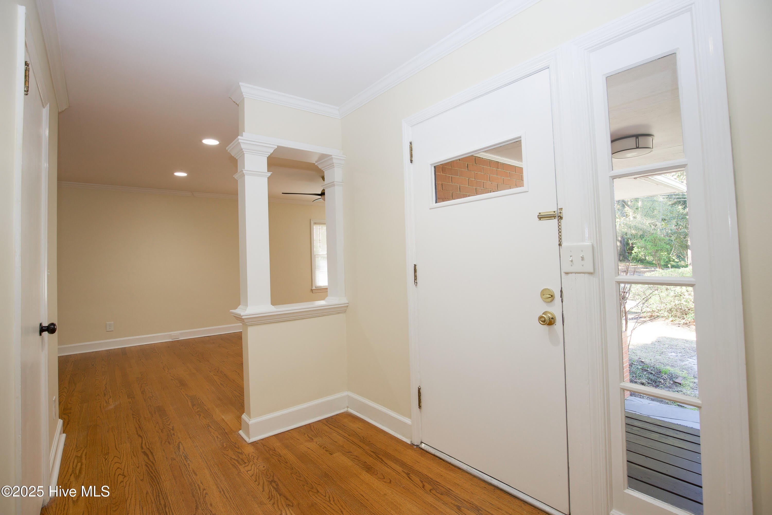345 E New Hampshire Avenue – photo 4