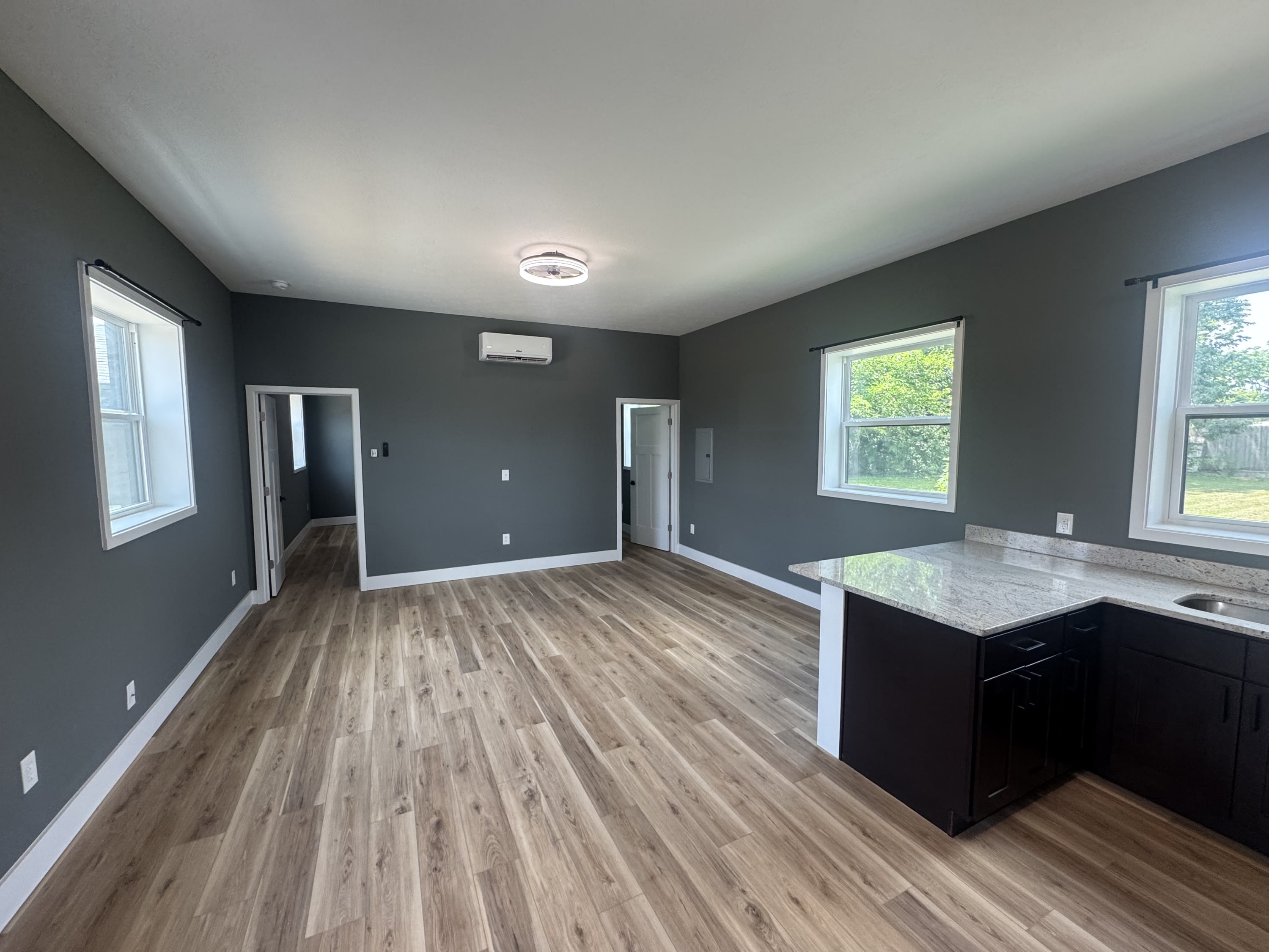 1349 South B Street – photo 1