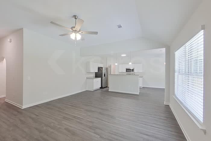 111 Live Oak Drive – photo 2