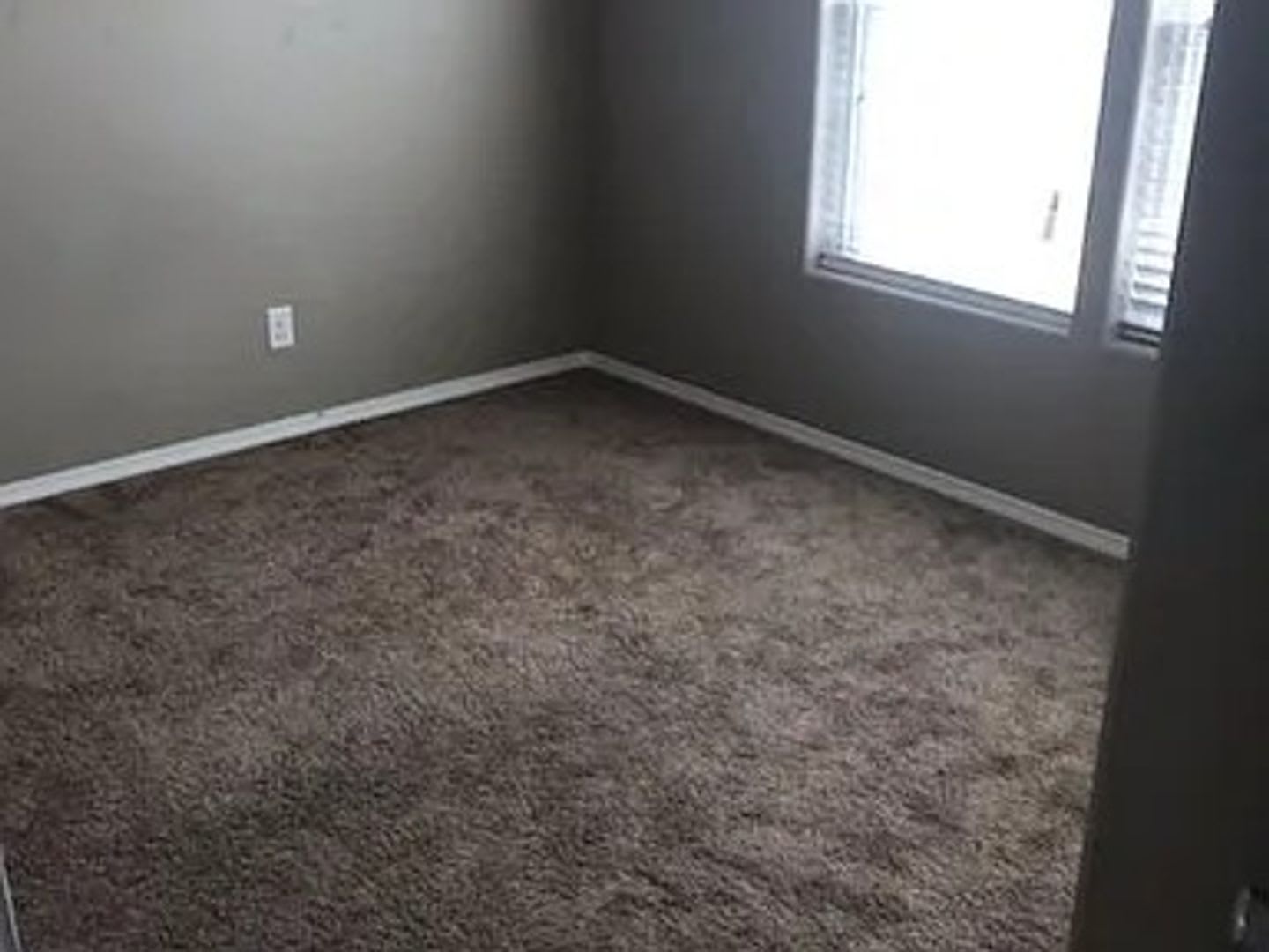 Three-bedroom House – photo 4