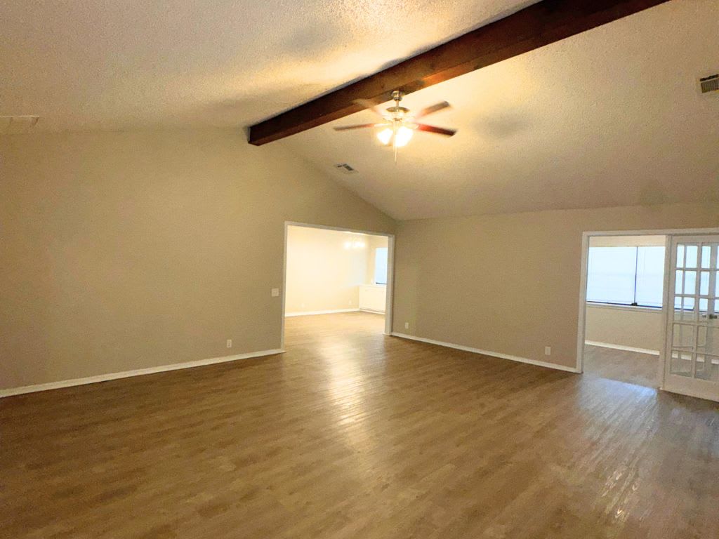 200 Lochwood Cir – photo 4