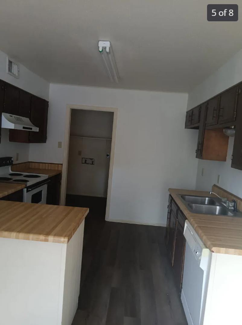 House For Rent – photo 2