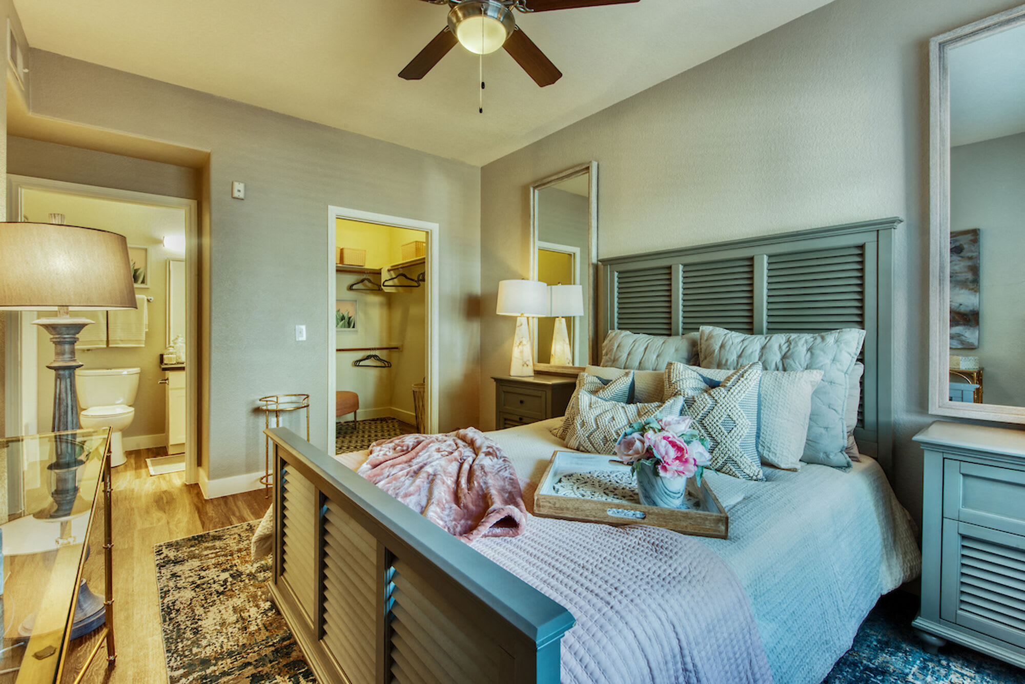 Charming Townhouse – photo 1