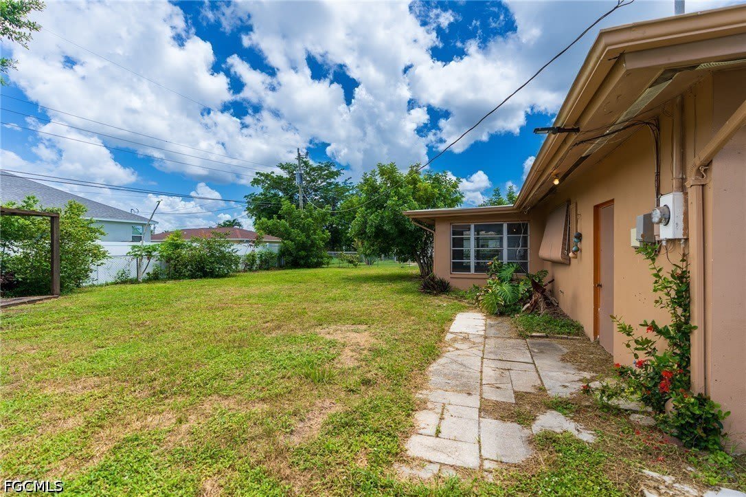 235 Se 45Th Street – photo 4