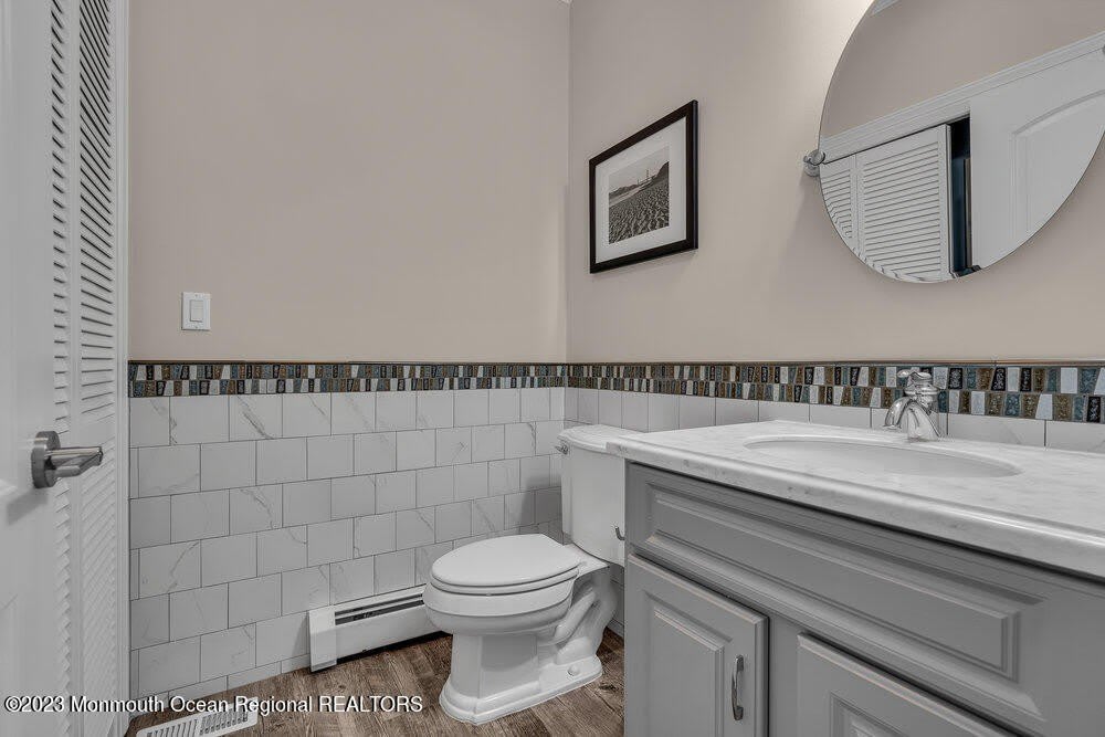 323 E Main Street – photo 5