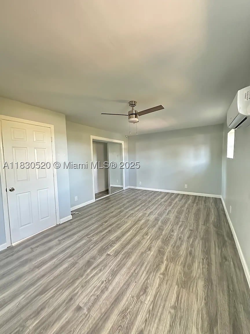 4410 26th Ave – photo 3