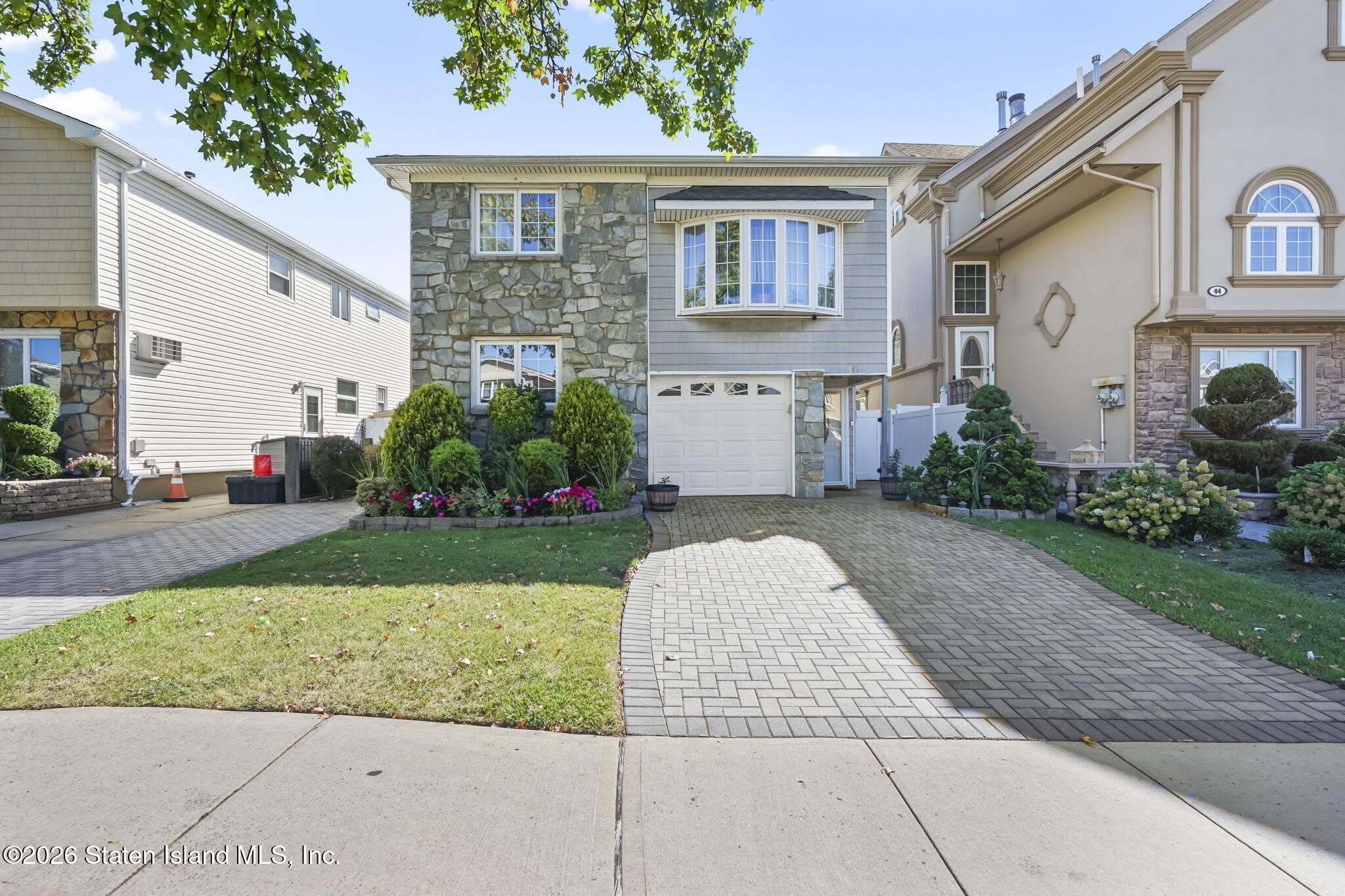 40 Devens Street – photo 2