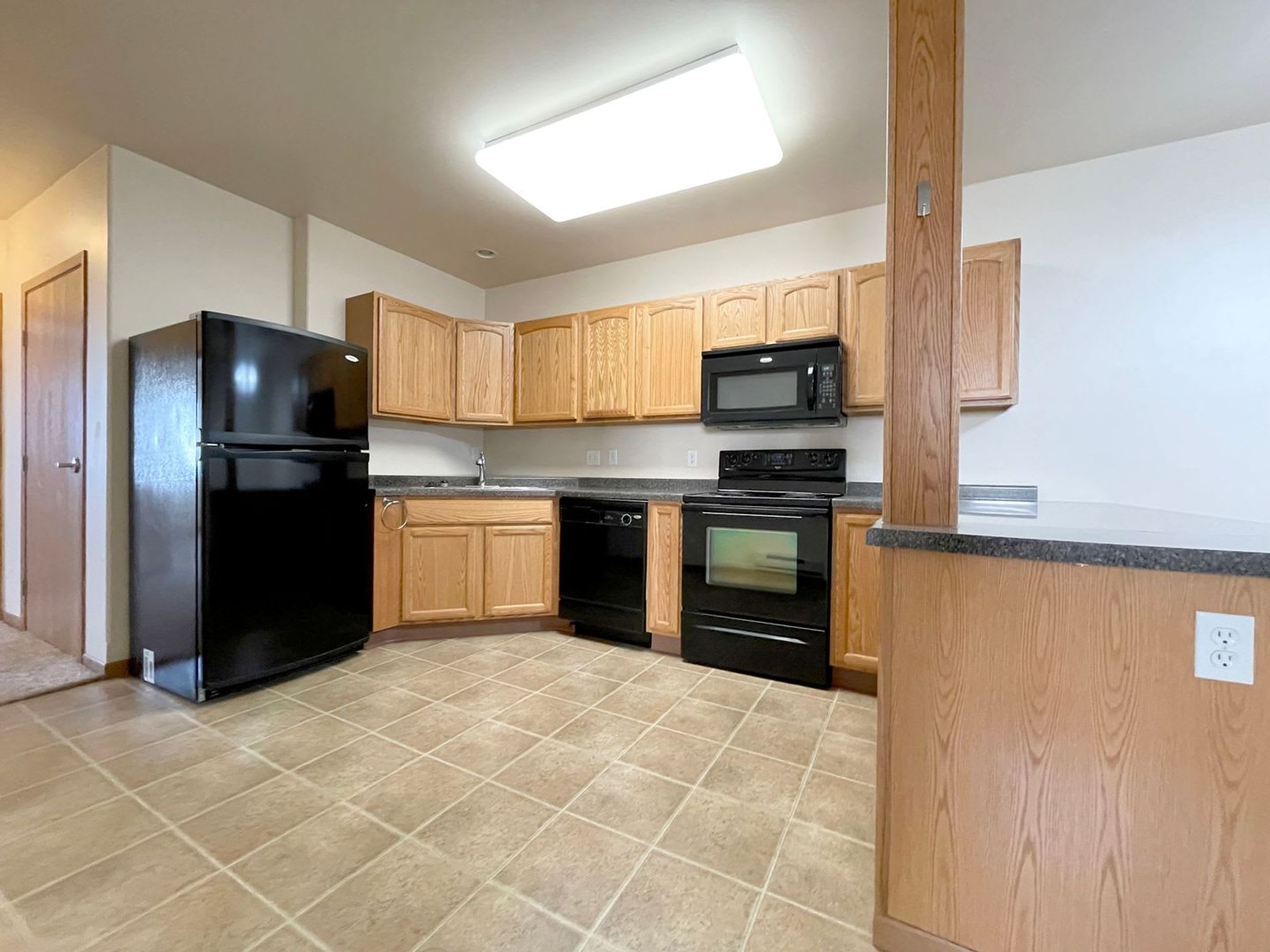 Apartments on Main – photo 4