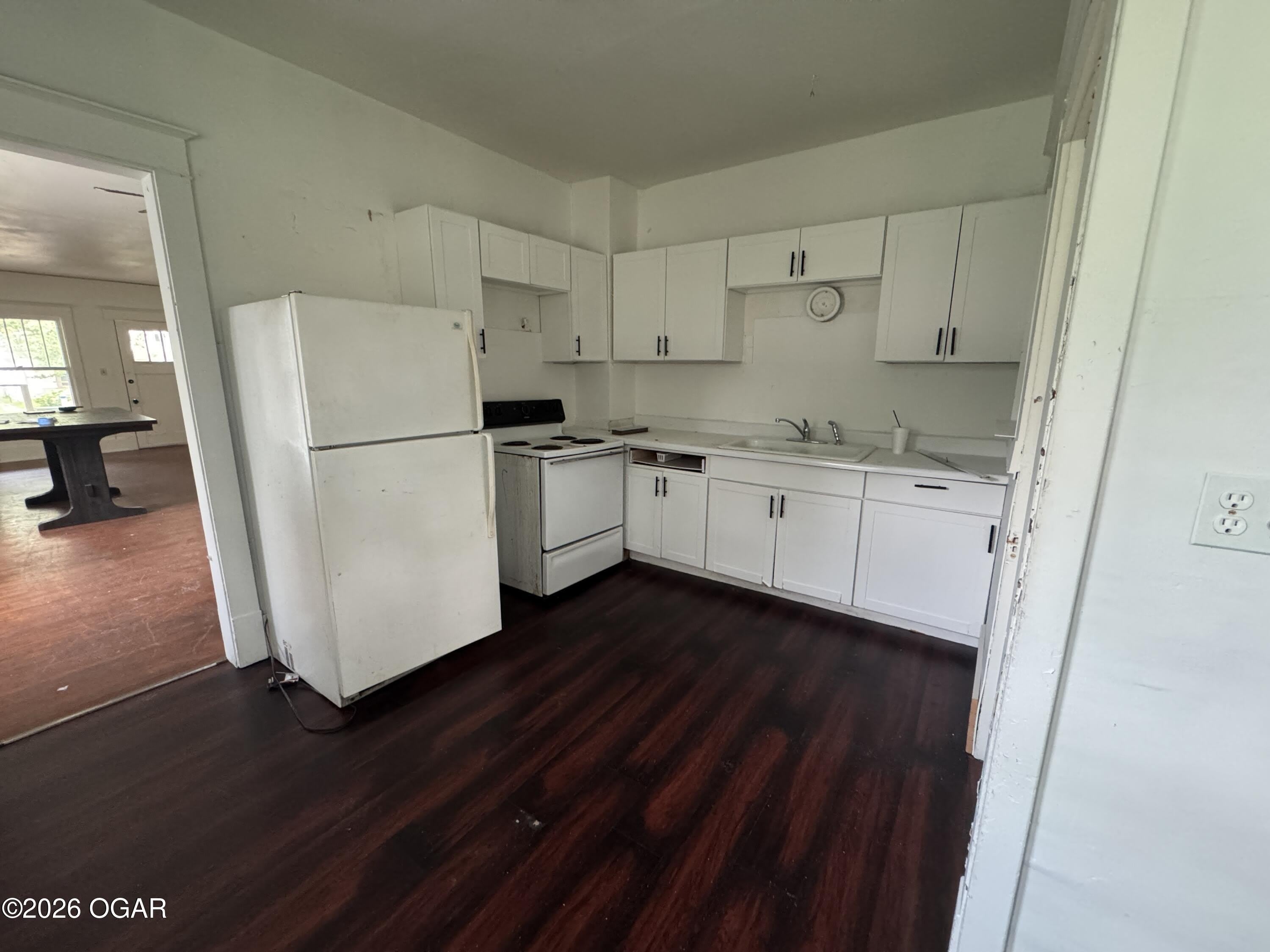 631 S Porter Avenue – photo 2