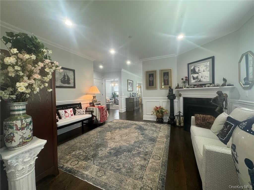 4 Rose Avenue – photo 3