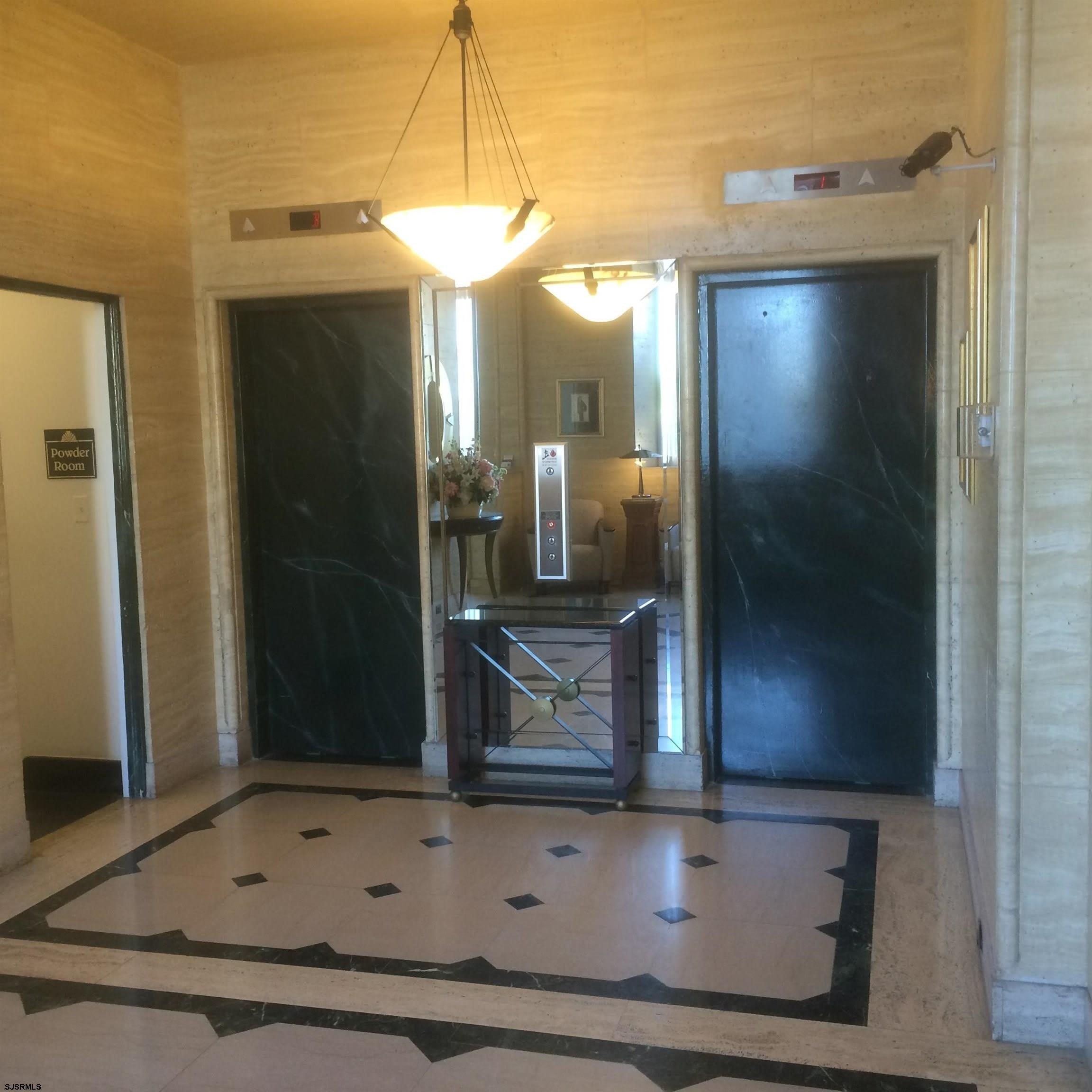 112 S Oxford Ave – photo 3