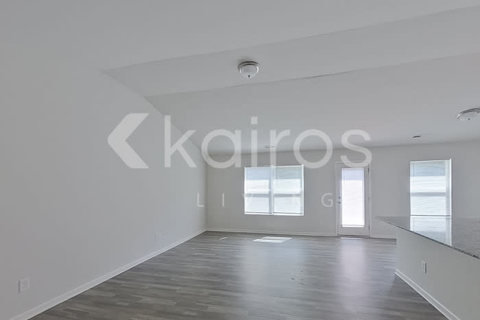 1699 Amberlight Circle – photo 2