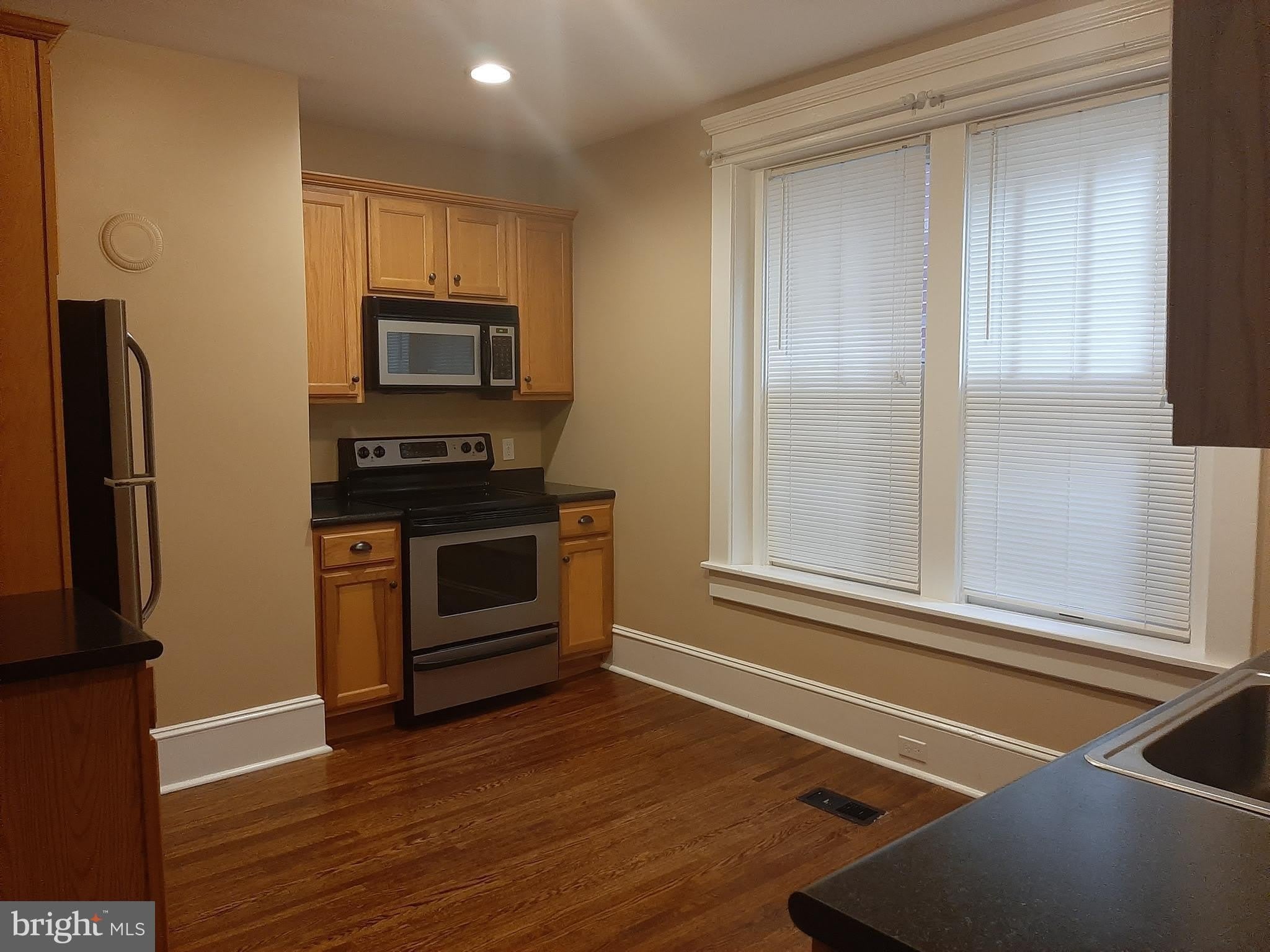 443 N LOUDOUN Street – photo 5
