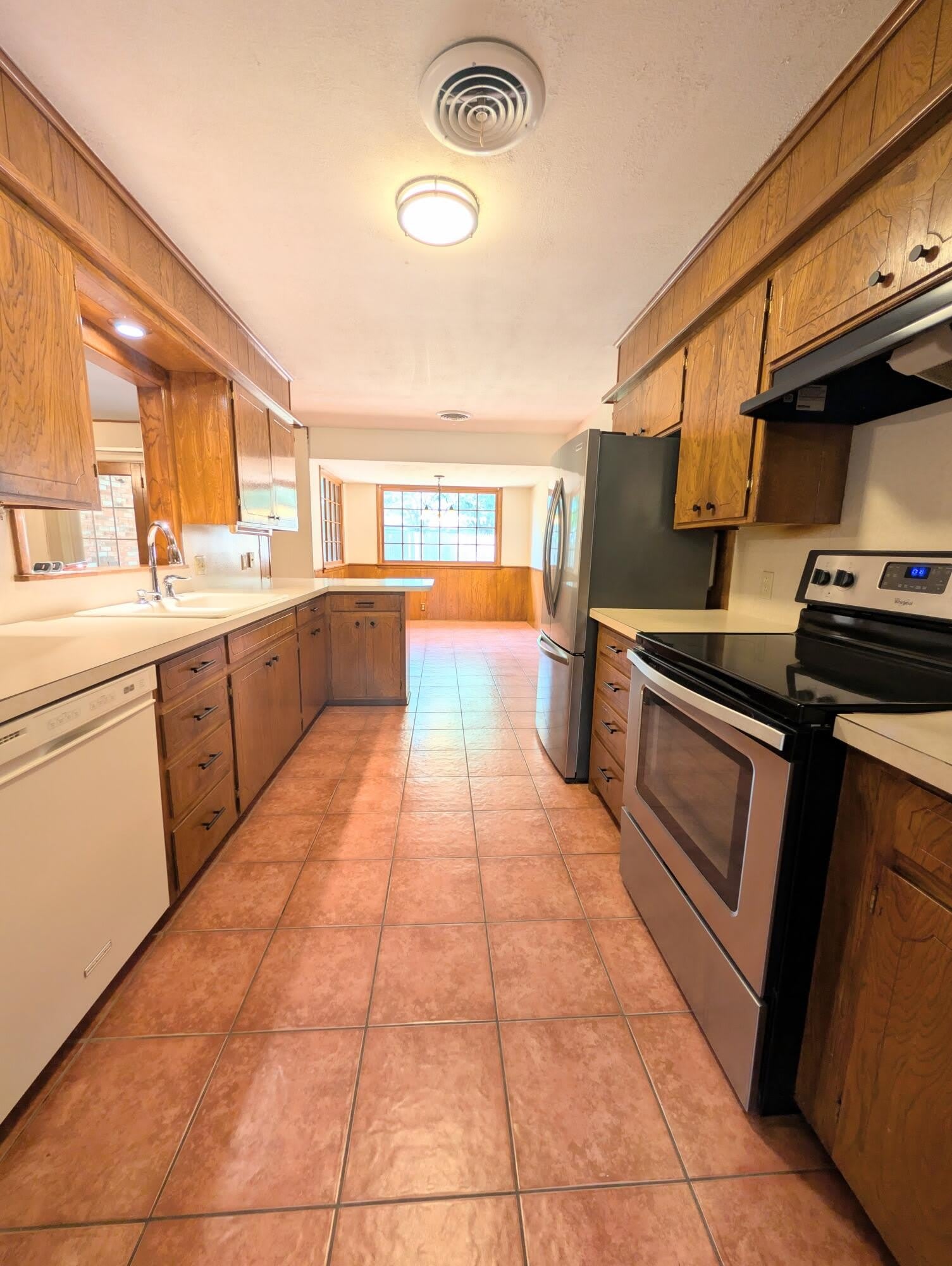 3021 67th Street – photo 3