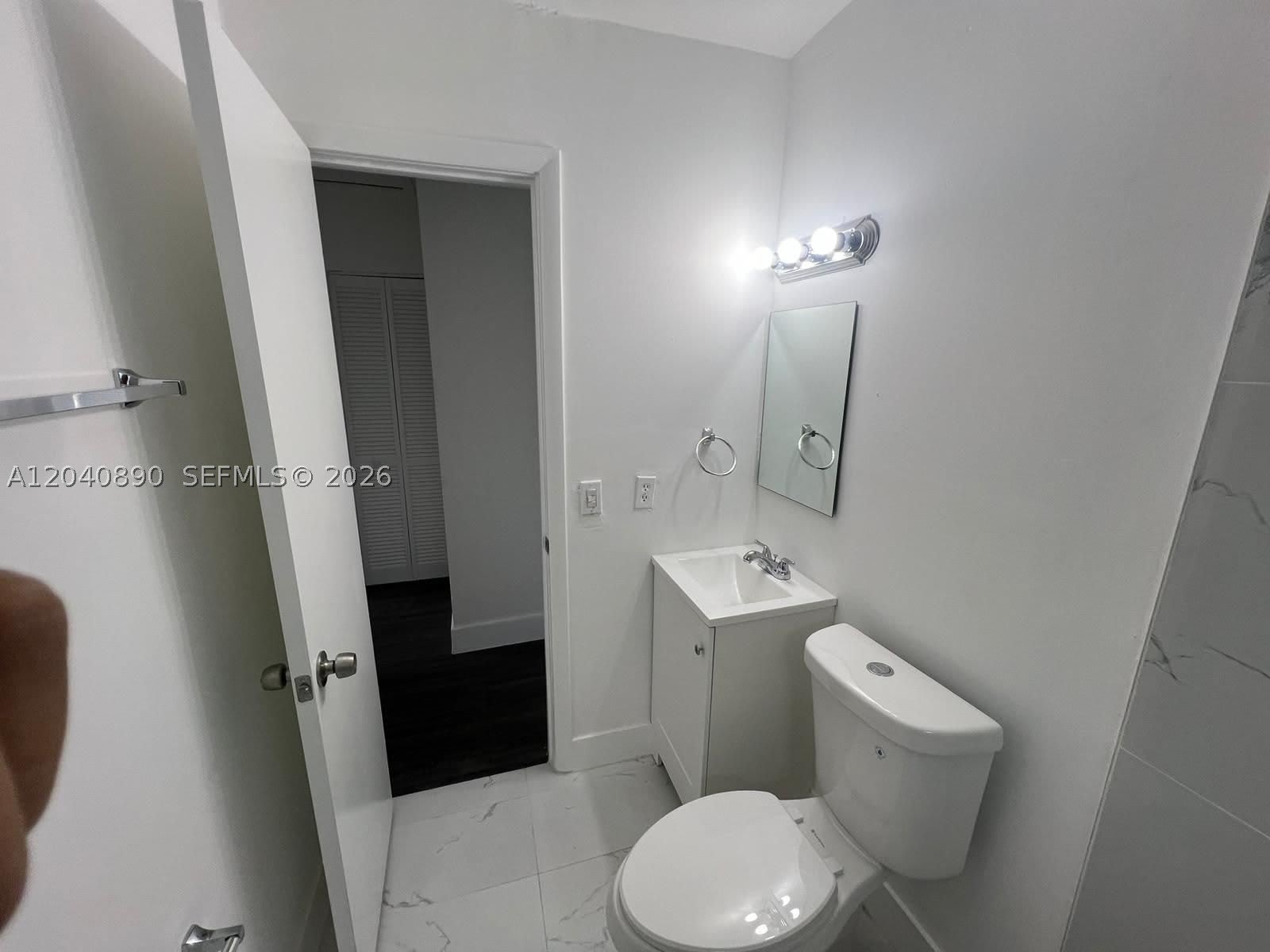 3251 SW 56th Ave – photo 3