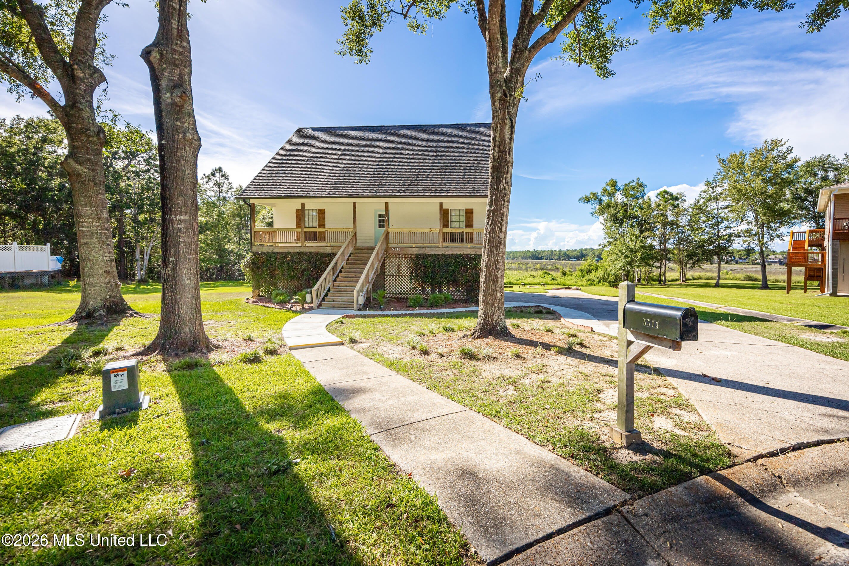 5513 Sioux Drive – photo 1
