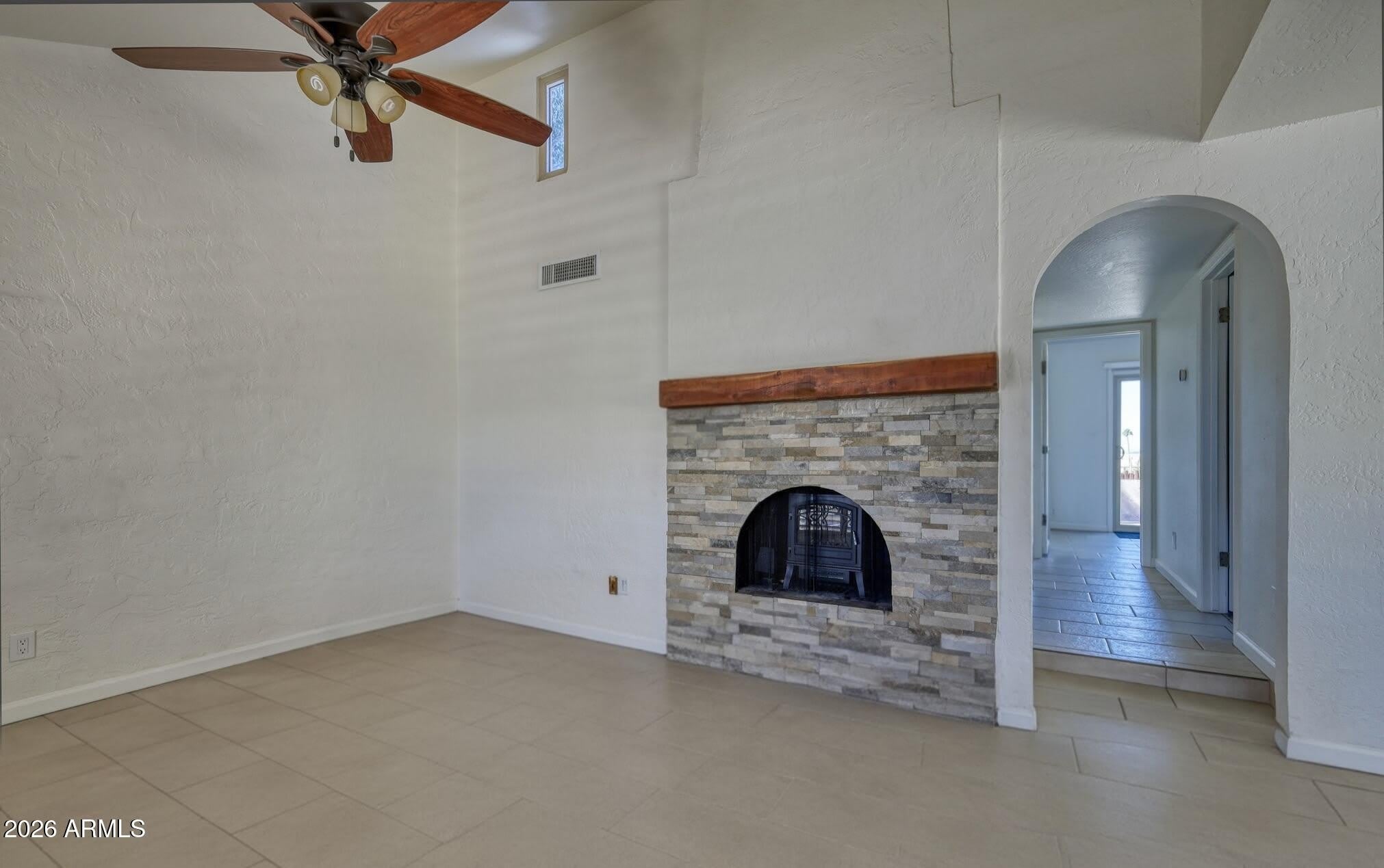 7501 E HAPPY HOLLOW Drive – photo 3