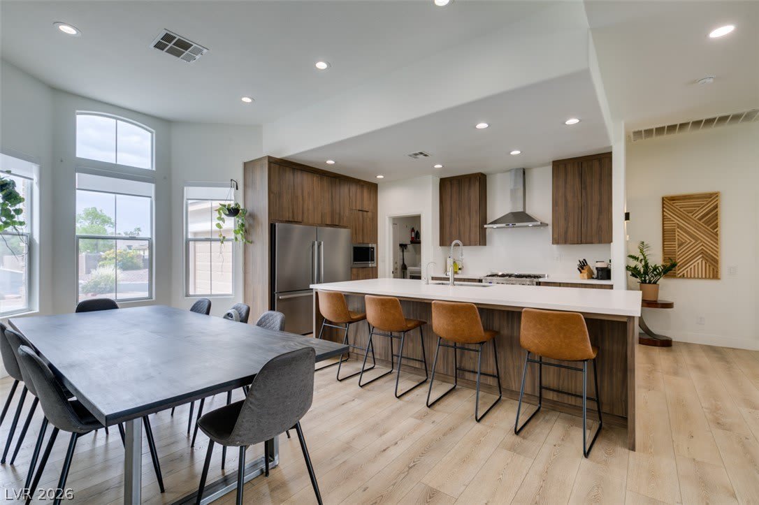 7210 Shallowford Avenue – photo 1