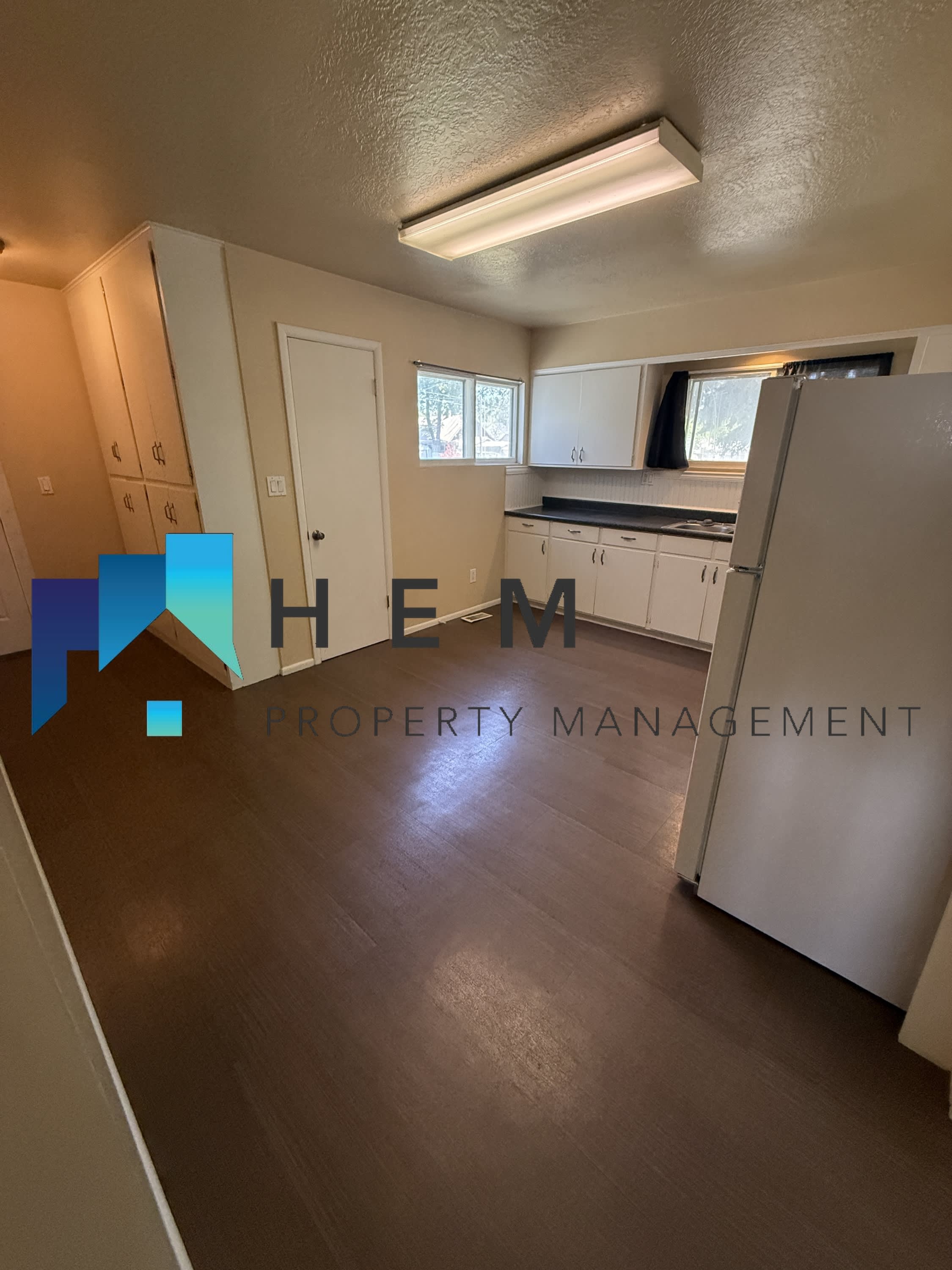 1480 Calkins Avenue – photo 2