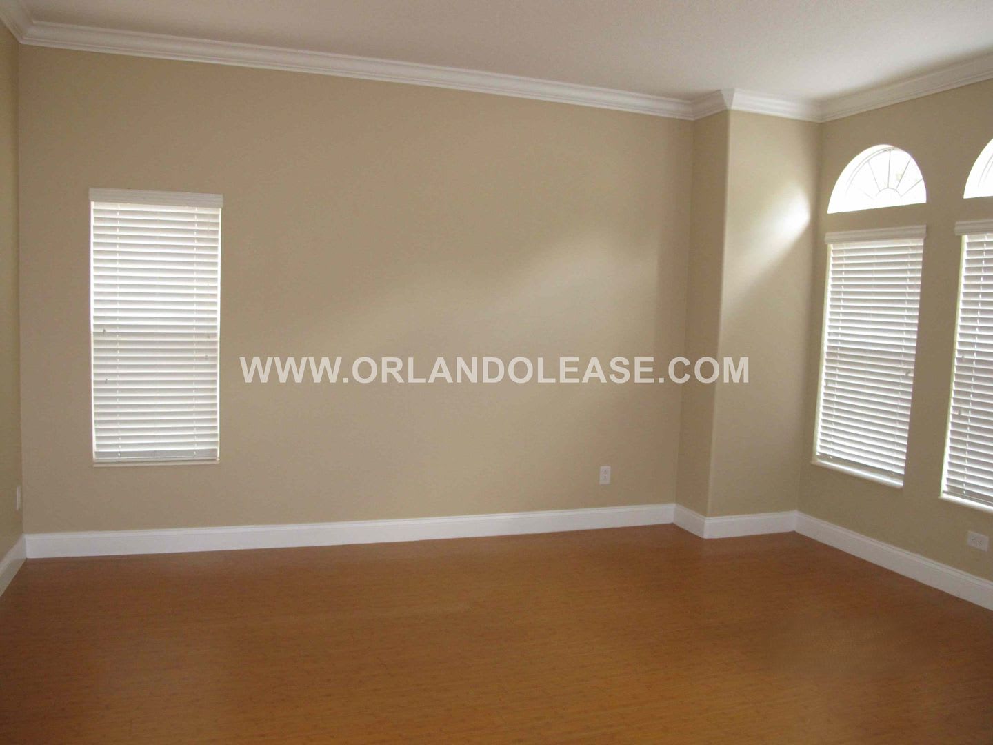 Spacious 4 Bed / 3.5 Bath Home in Gated Toscana – photo 3