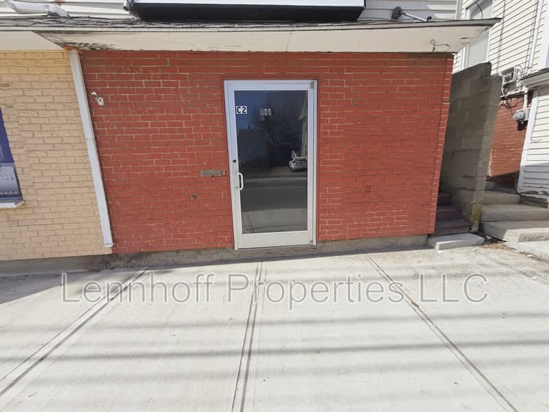 206 Primrose Street – photo 1