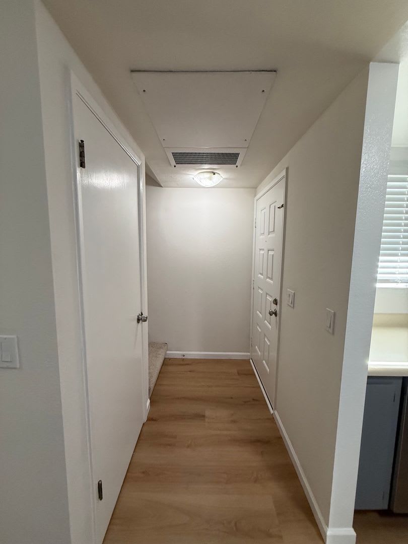 Westland Estates 2 Bedroom 2.5 Bathroom Condo – photo 3