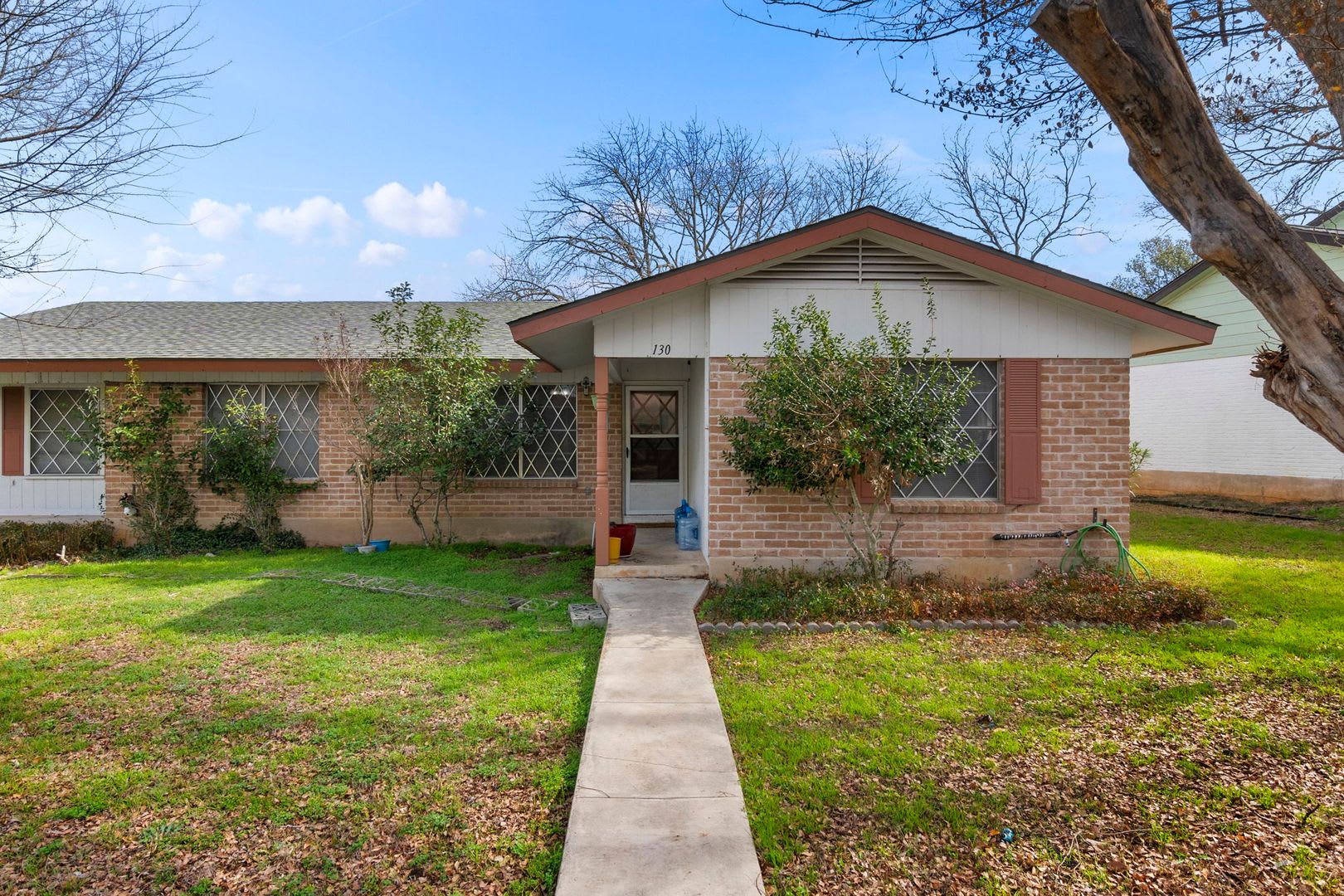 Spacious 3BR Duplex Less Than 1 Mile from Texas State University – photo 1