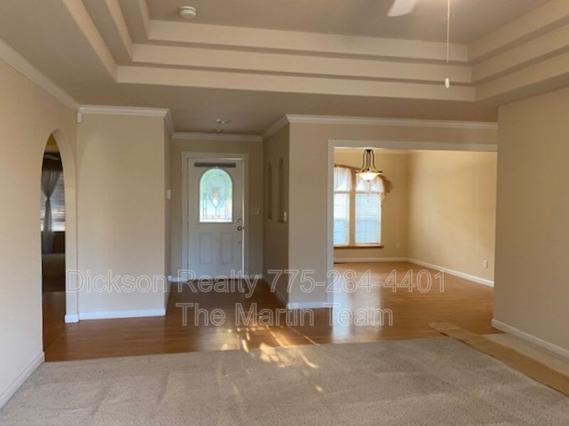 752 Divot Drive – photo 2